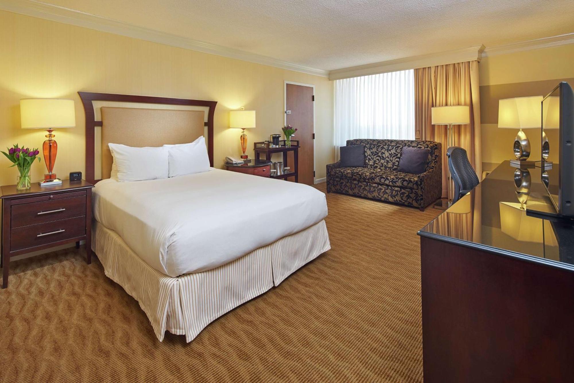 Hotel Hilton Raleigh North Hills Exteriér fotografie